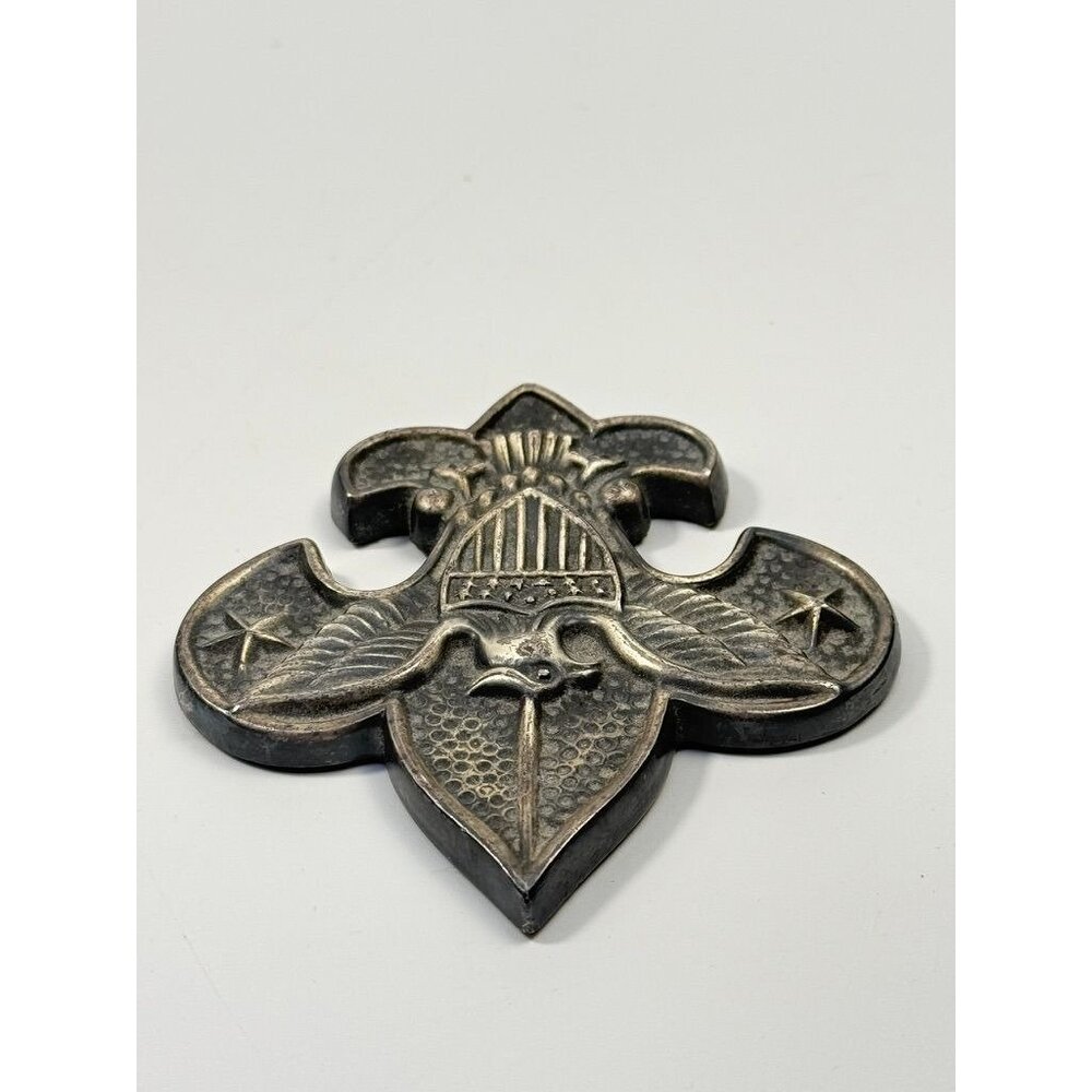 Paperweight Boy Scouts of America Fleur-de-Lis Felt Back Office Desk Decor - Picture 10 of 14